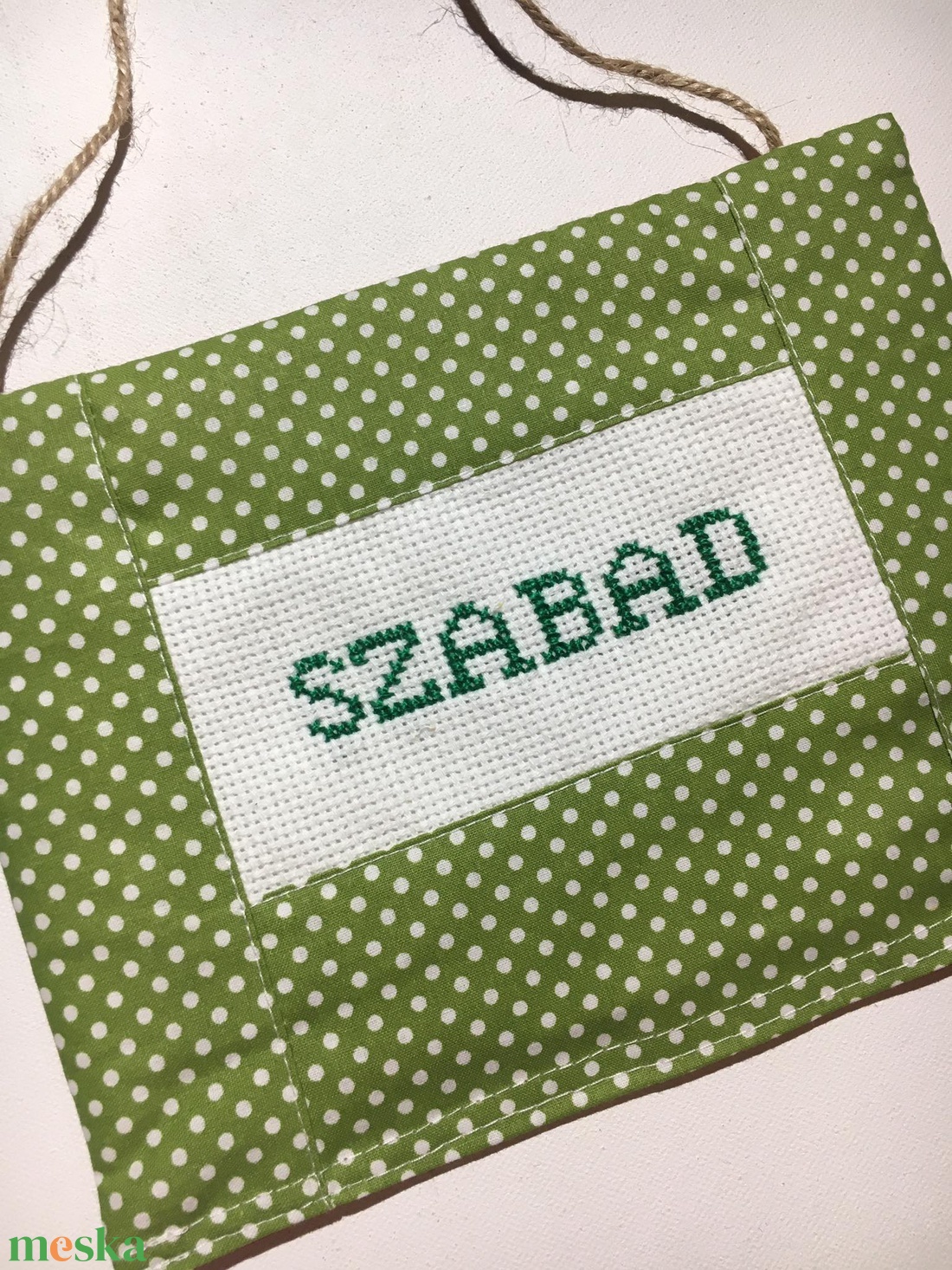 FOGLALT-SZABAD tábla. (piros-zöld oldalakkal) - otthon & életmód - dekoráció - ajtó- és ablak dekoráció - ajtótábla - Meska.hu FOGLALT-SZABAD tábla. (piros-zöld oldalakkal) - otthon & életmód - dekoráció - ajtó- és ablak dekoráció - ajtótábla - Meska.hu