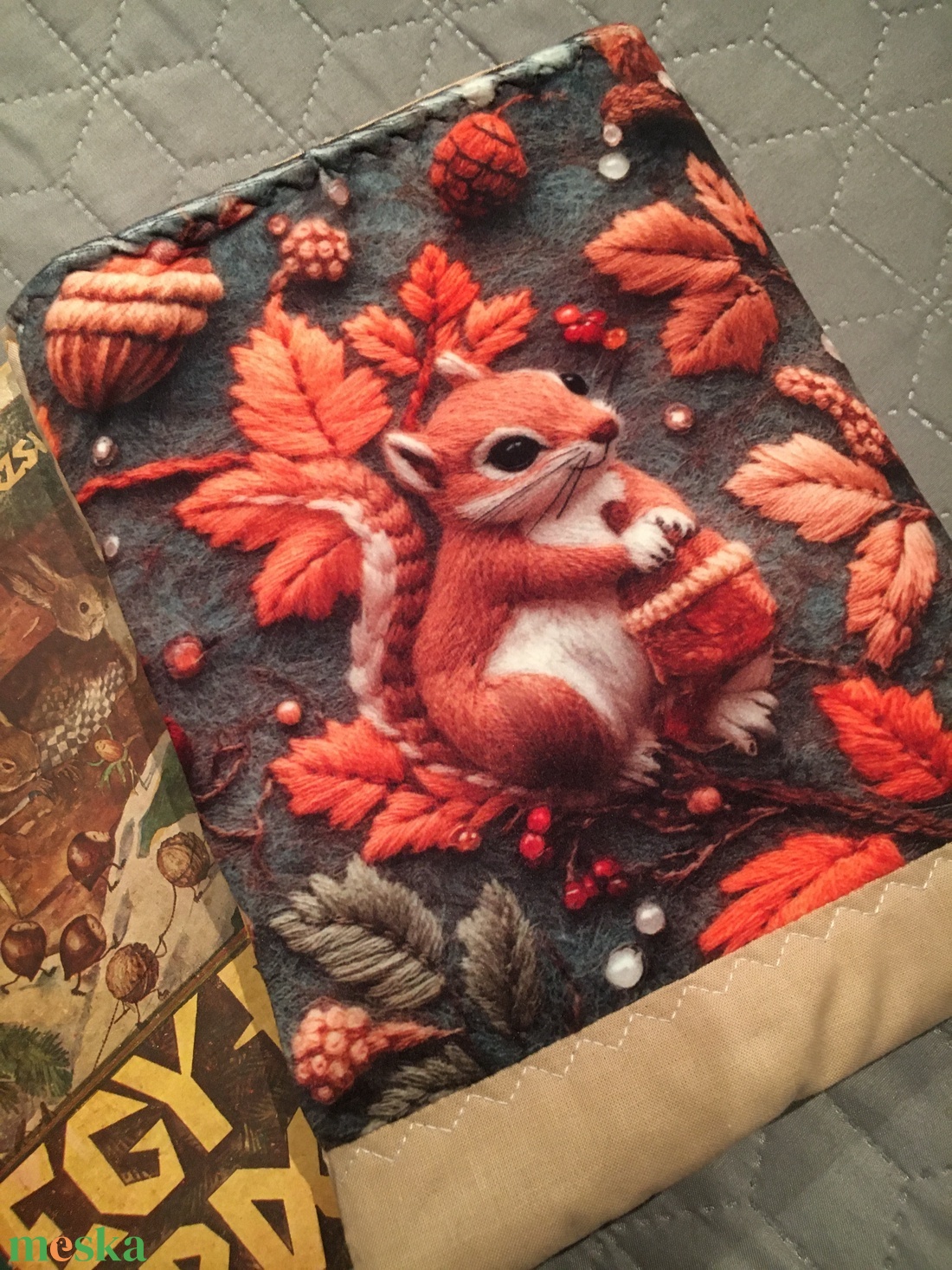 SQUIRREL. Könyvtasak - könyv & zene - könyvtok - Meska.hu SQUIRREL. Könyvtasak - könyv & zene - könyvtok - Meska.hu