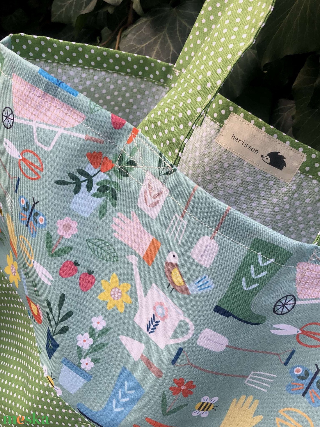 GARDENING. Shopper kertészeknek. - táska & tok - bevásárlás & shopper táska - shopper, textiltáska, szatyor - Meska.hu GARDENING. Shopper kertészeknek. - táska & tok - bevásárlás & shopper táska - shopper, textiltáska, szatyor - Meska.hu