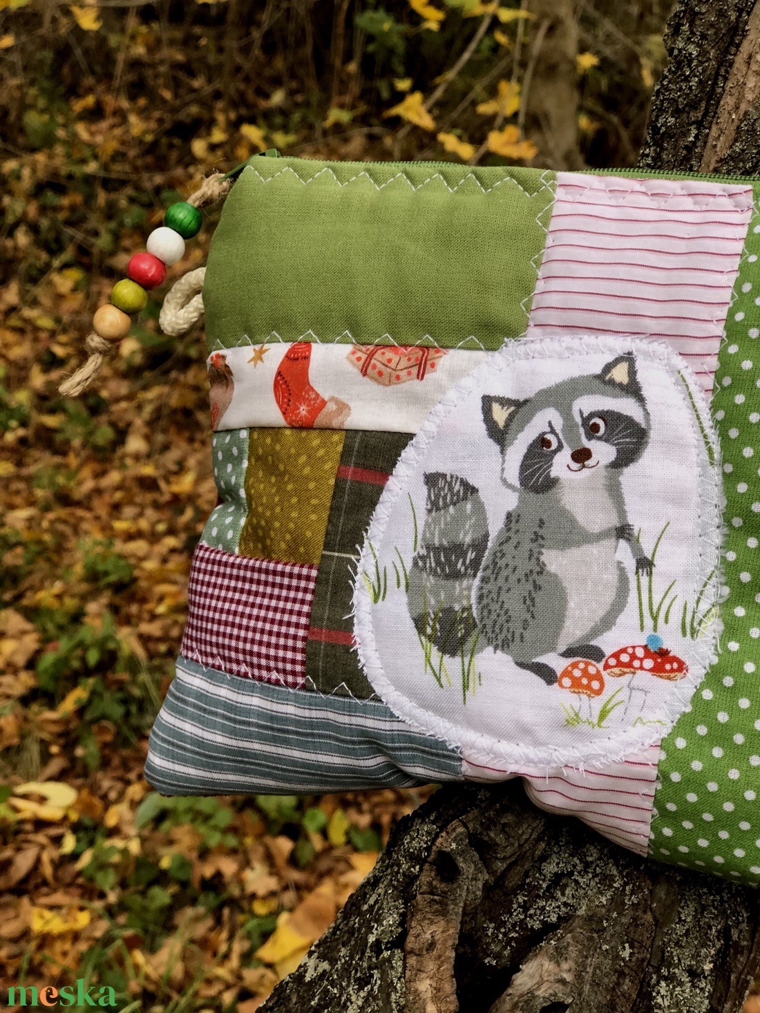 XMAS RACOON. Patchwork neszi. No. 4. - táska & tok - neszesszer - Meska.hu XMAS RACOON. Patchwork neszi. No. 4. - táska & tok - neszesszer - Meska.hu