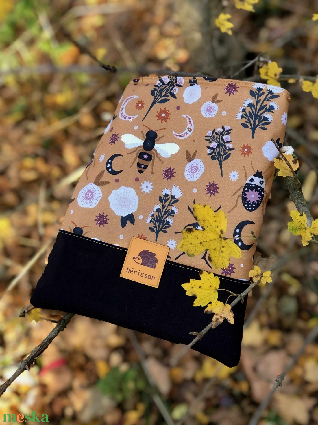 autumn meadow. Könyvölelő/ tablet-tartó / könyvszütyő. - otthon & életmód - papír, írószer - könyv- és füzetborító - Meska.hu autumn meadow. Könyvölelő/ tablet-tartó / könyvszütyő. - otthon & életmód - papír, írószer - könyv- és füzetborító - Meska.hu