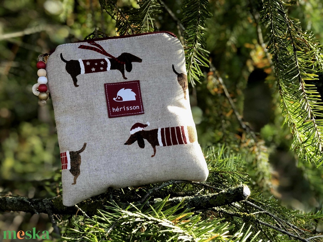 X m a s. d a t s c h u n d. E-olvasó védőtok tacsi imádóknak. - táska & tok - ebook & tablet tok - Meska.hu