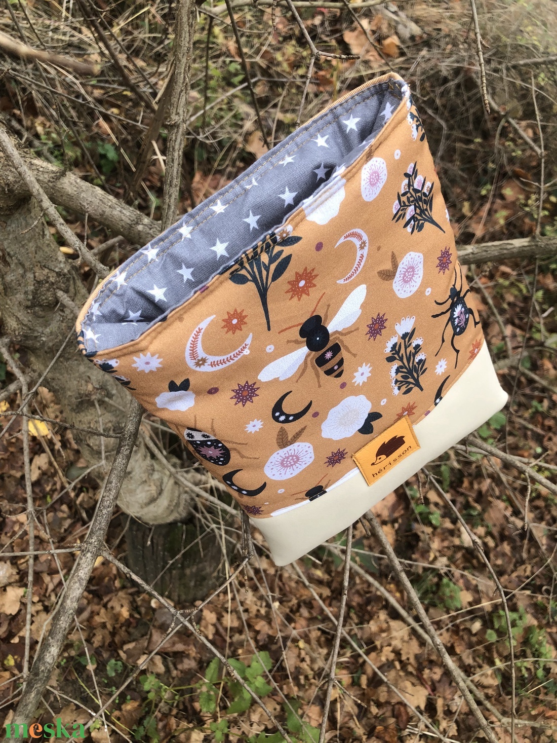 autumn meadow. Könyvölelő/ tablet-tartó / könyvszütyő. - otthon & életmód - papír, írószer - könyv- és füzetborító - Meska.hu