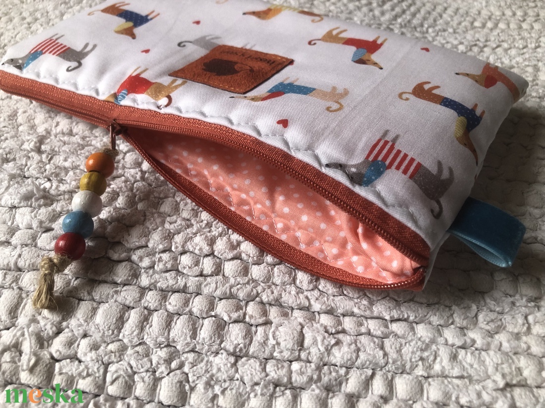  I LOVE DATSCHUNDS. Tacsis neszi - otthon & életmód - papír, írószer - tolltartó & ceruzatekercs - Meska.hu