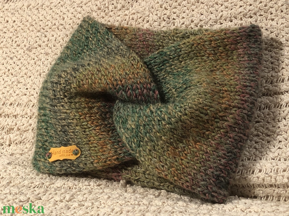 B e r g e n. Kézzel kötött puha, meleg fülvédő - ruha & divat - sál, sapka, kendő - fejpánt - Meska.hu