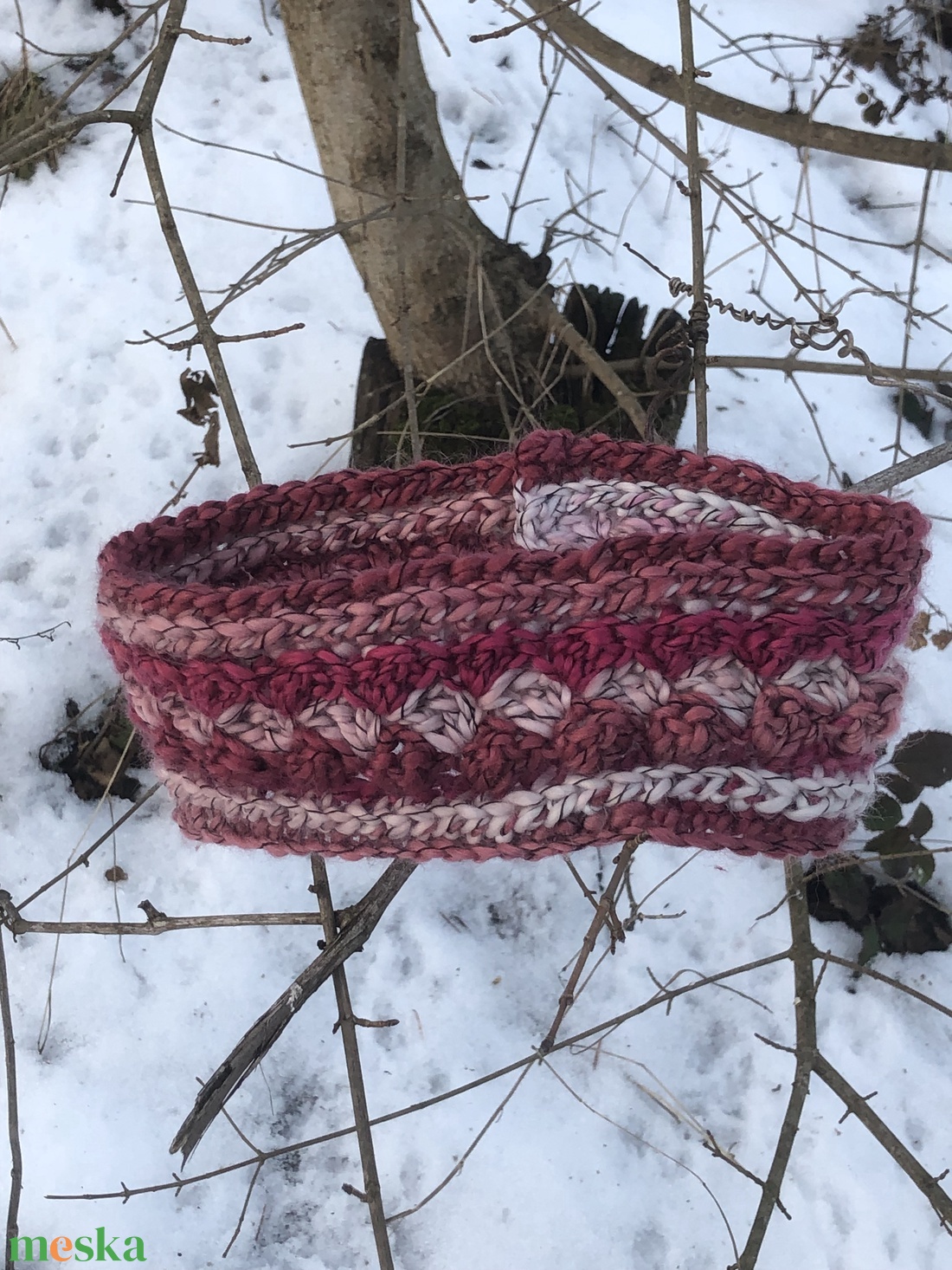 r a s p b e r r y. Kézzel horgolt puha, meleg fülvédő - ruha & divat - sál, sapka, kendő - fejpánt - Meska.hu