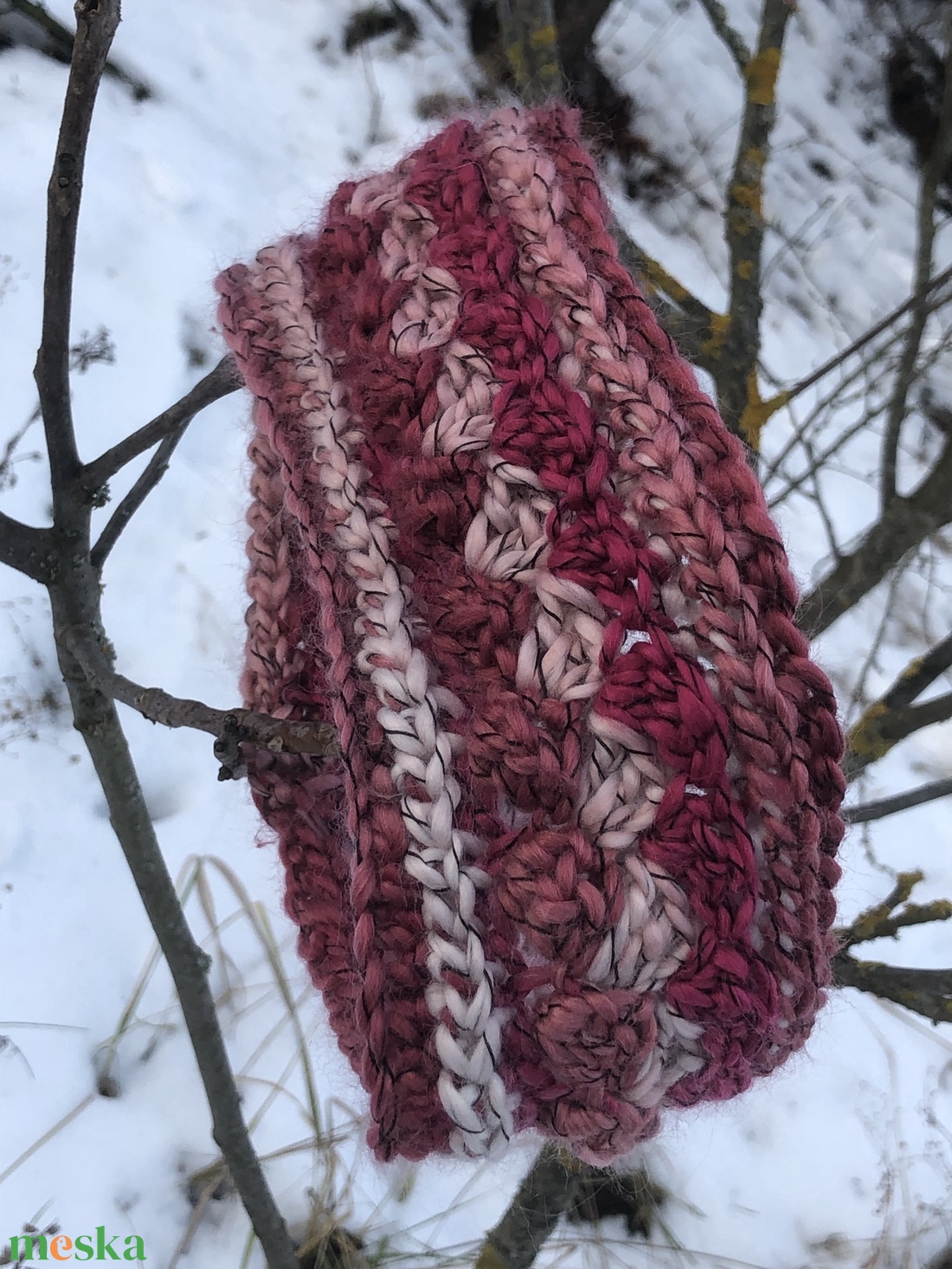 r a s p b e r r y. Kézzel horgolt puha, meleg fülvédő - ruha & divat - sál, sapka, kendő - fejpánt - Meska.hu