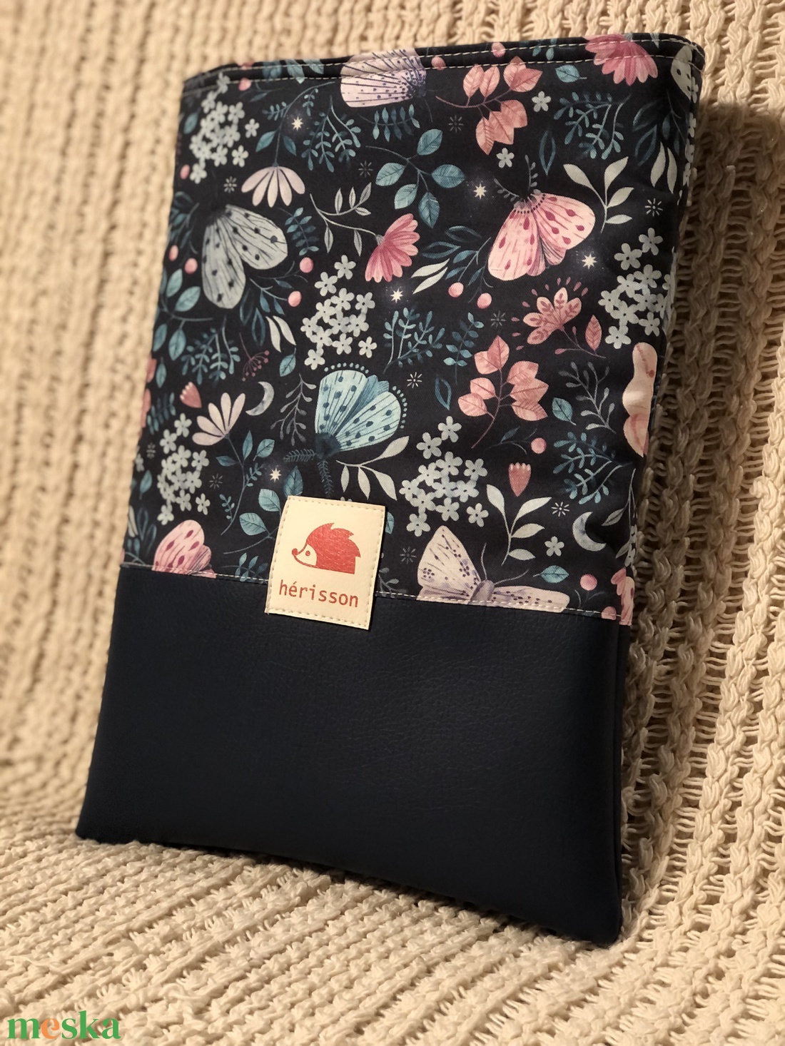 BUTTERFLIES No.4.  Könyv/tablet/e-book védőtok - táska & tok - ebook & tablet tok - Meska.hu