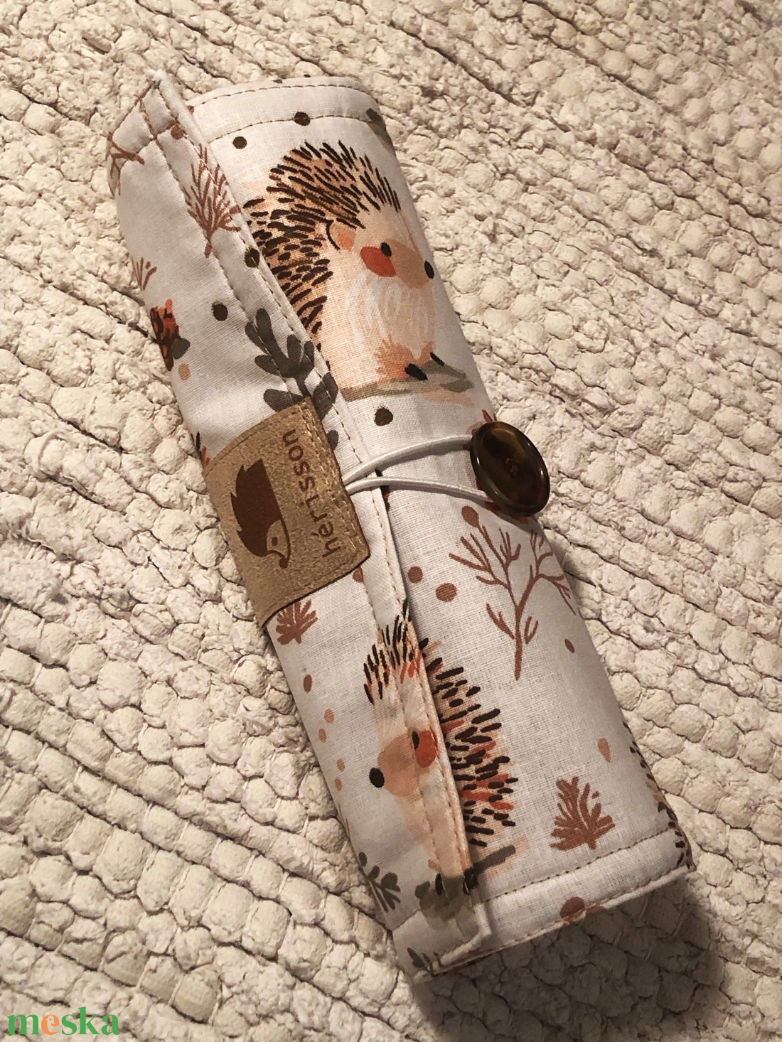 h e d g i e s. Krétakukac - otthon & életmód - papír, írószer - tolltartó & ceruzatekercs - Meska.hu