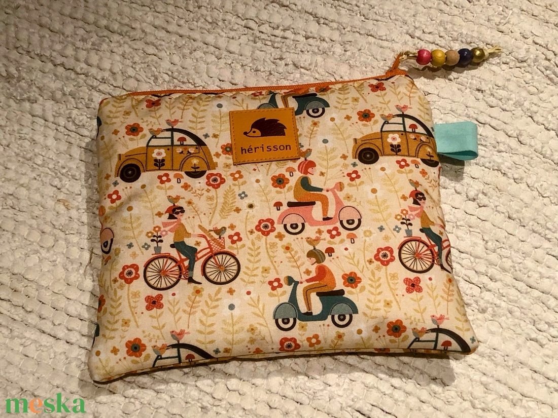 PÁRIZS. Vidám sminkcucc-tartó/pipere - táska & tok - neszesszer - Meska.hu