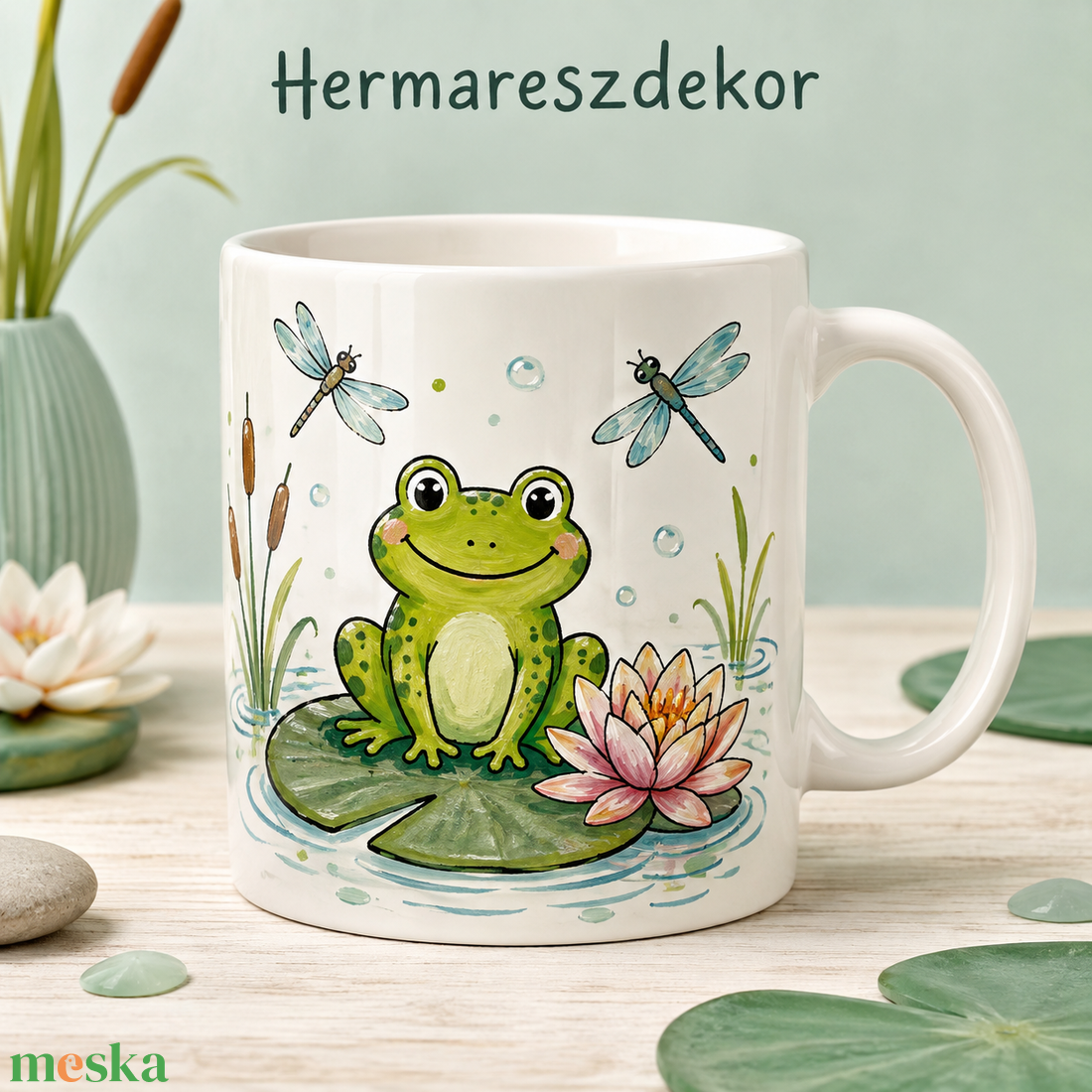 Egyedi Bögre Béka tavirózsával és szitakötővel  - otthon & életmód - konyhafelszerelés, tálalás - tálalás - bögre & csésze - Meska.hu