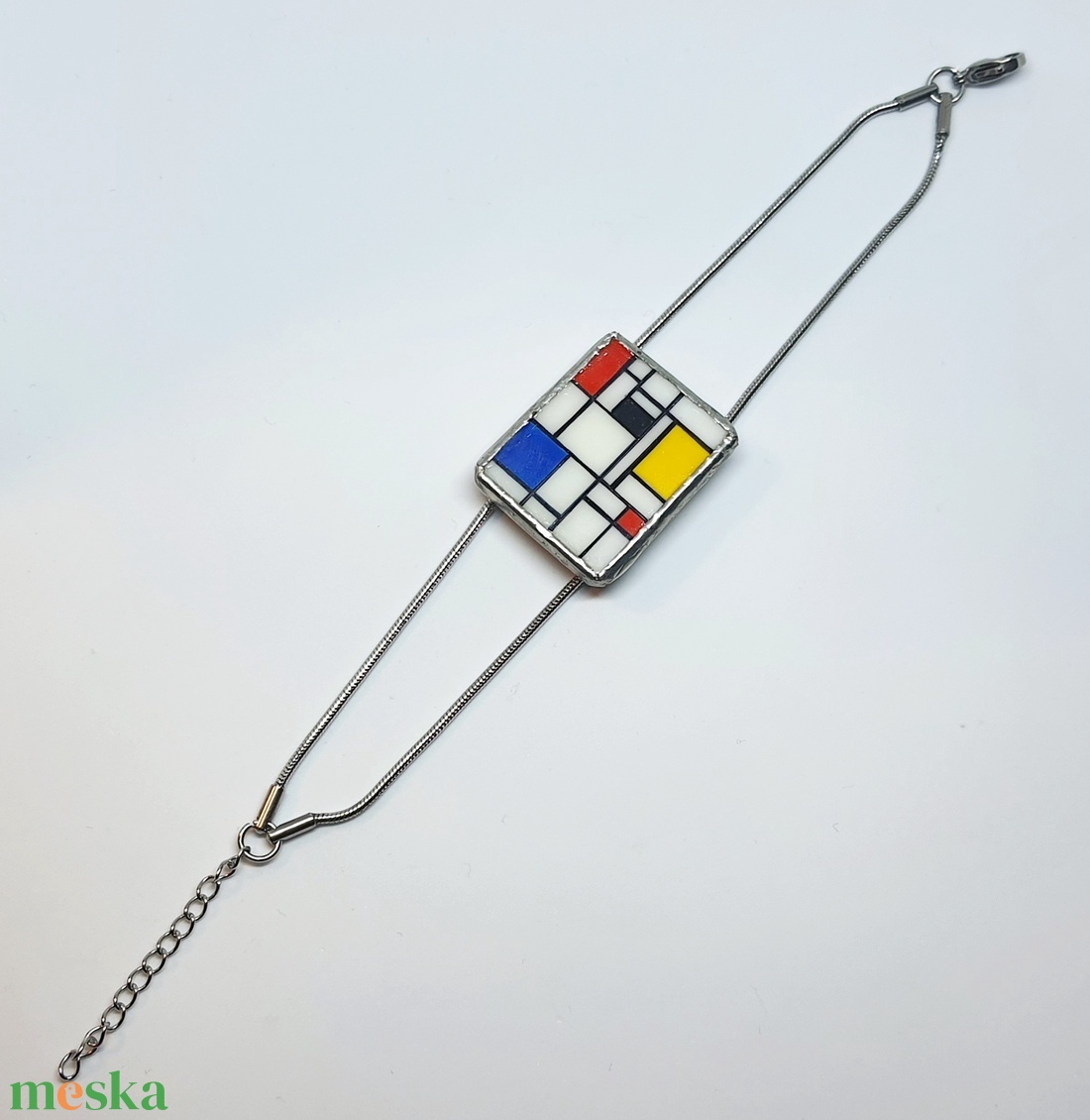 Mondrian - kézzel festett kompozíció - karkötő - ékszer - karkötő - karkötő medállal - Meska.hu