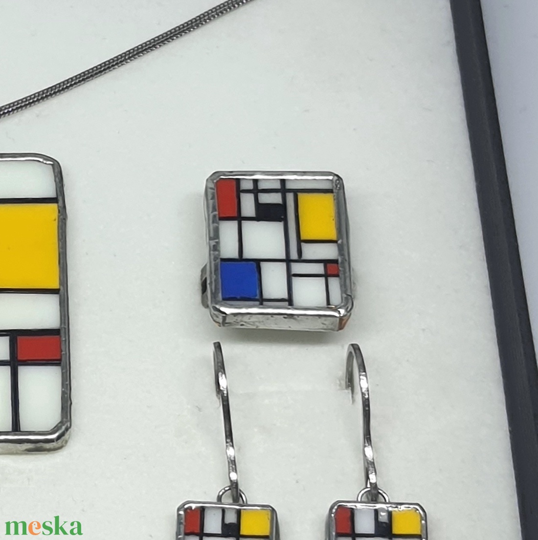 Mondrian - kézzel festett kompozíció - gyűrű - ékszer - gyűrű - figurális gyűrű - Meska.hu Mondrian - kézzel festett kompozíció - gyűrű - ékszer - gyűrű - figurális gyűrű - Meska.hu