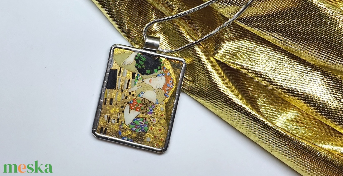 Klimt/Csók kézzel festett medál - ékszer - nyaklánc - medálos nyaklánc - Meska.hu