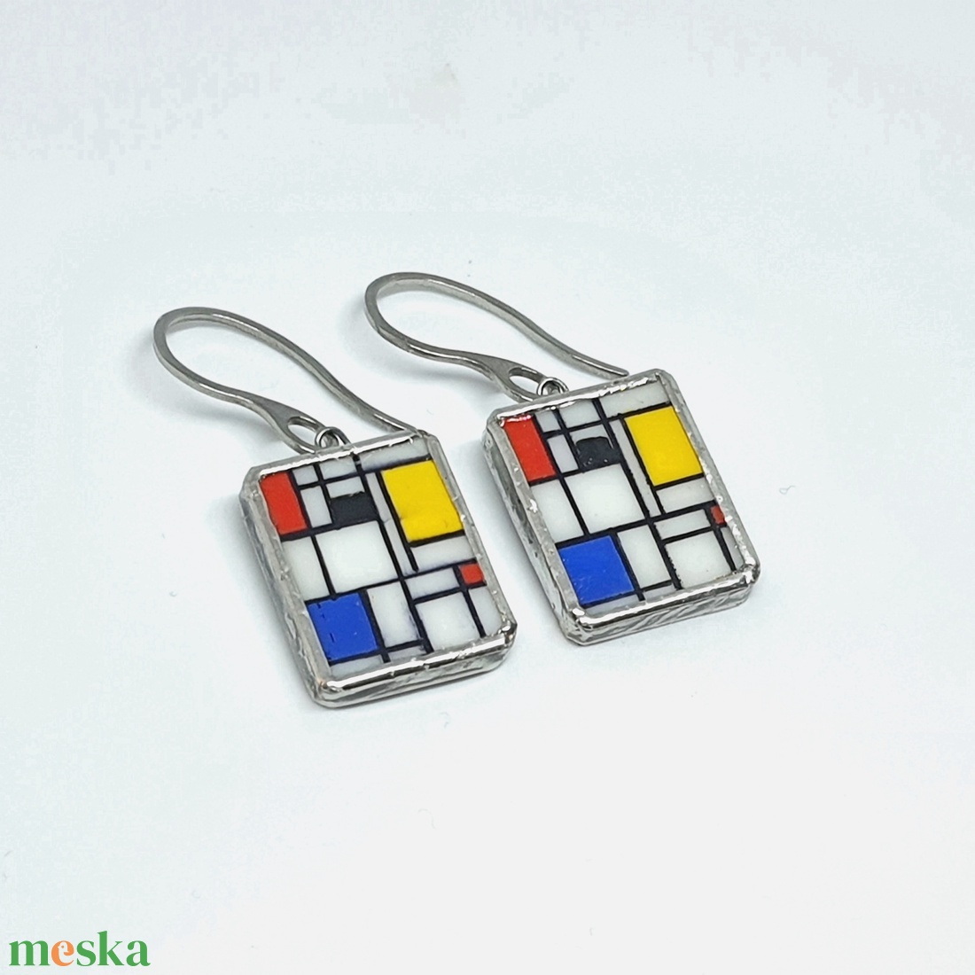 Mondrian - kézzel festett kompozíció - nagy lógós fülbevaló - ékszer - fülbevaló - lógó fülbevaló - Meska.hu Mondrian - kézzel festett kompozíció - nagy lógós fülbevaló - ékszer - fülbevaló - lógó fülbevaló - Meska.hu