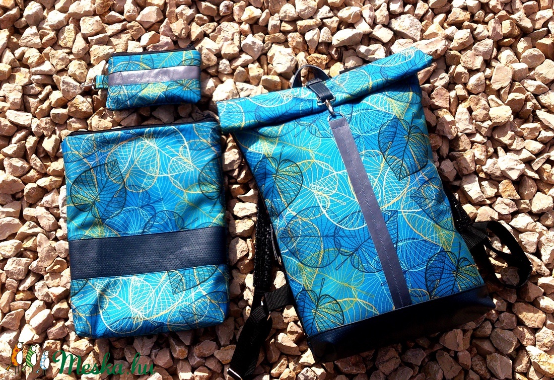  Türkizkék- kék-mintás hátitáska- valódi bőrrel - vízálló - laptoptáska - nagy méret - táska & tok - hátizsák - roll top hátizsák - Meska.hu