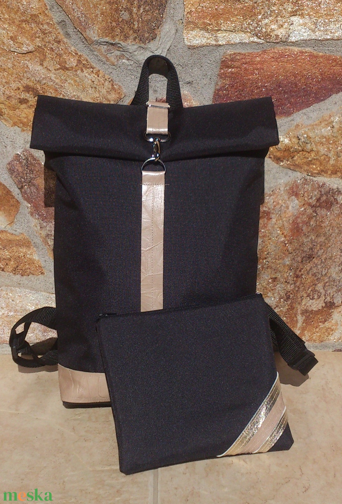 Fekete-gyöngyház barnával vízálló hátitáska- valódi bőrrel - laptoptáska + neszivel szettben - táska & tok - hátizsák - roll top hátizsák - Meska.hu