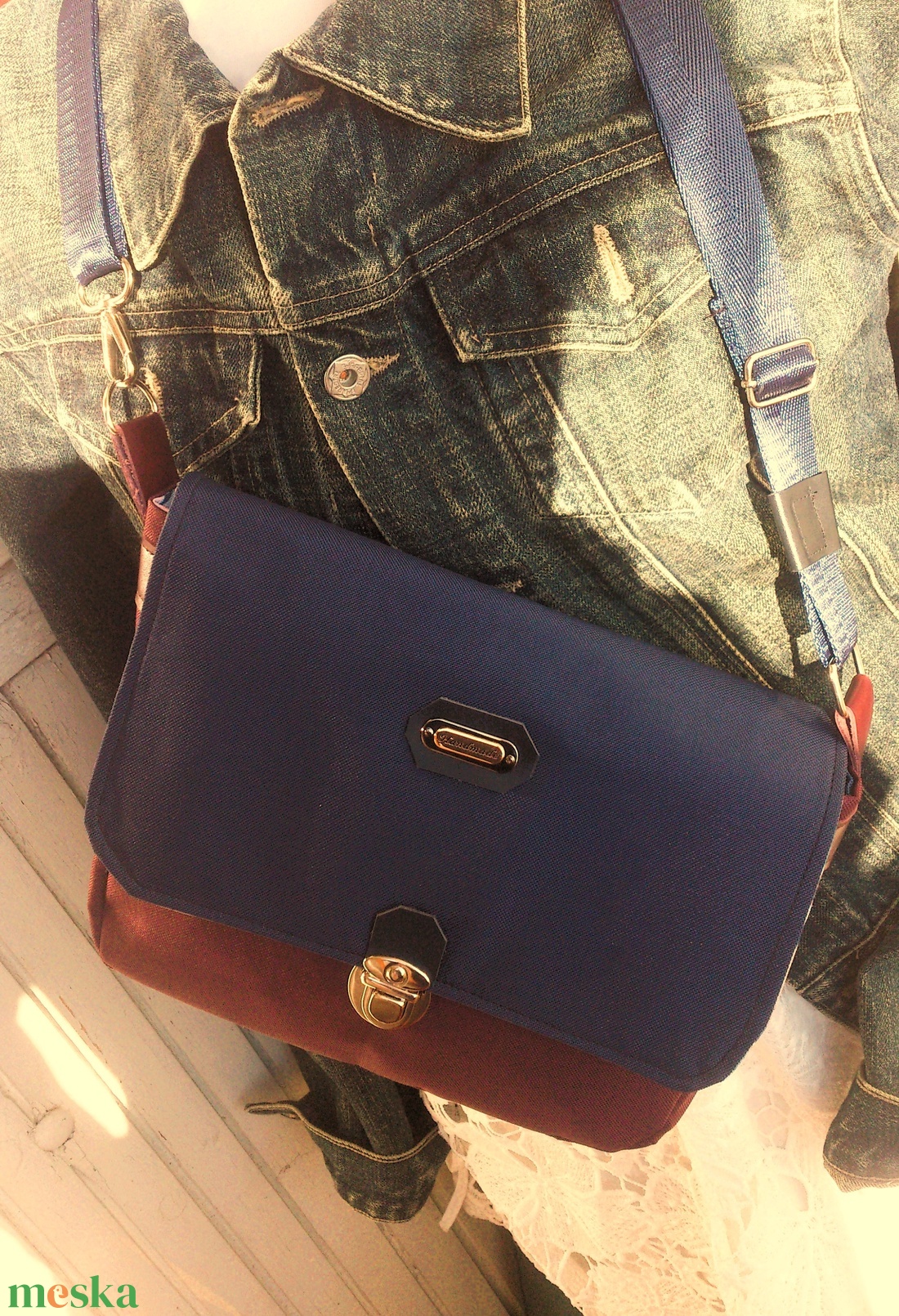 Padlizsán - kék - crossbody válltáska/testtáska - ajándék-  - táska & tok - kézitáska & válltáska - vállon átvethető táska - Meska.hu