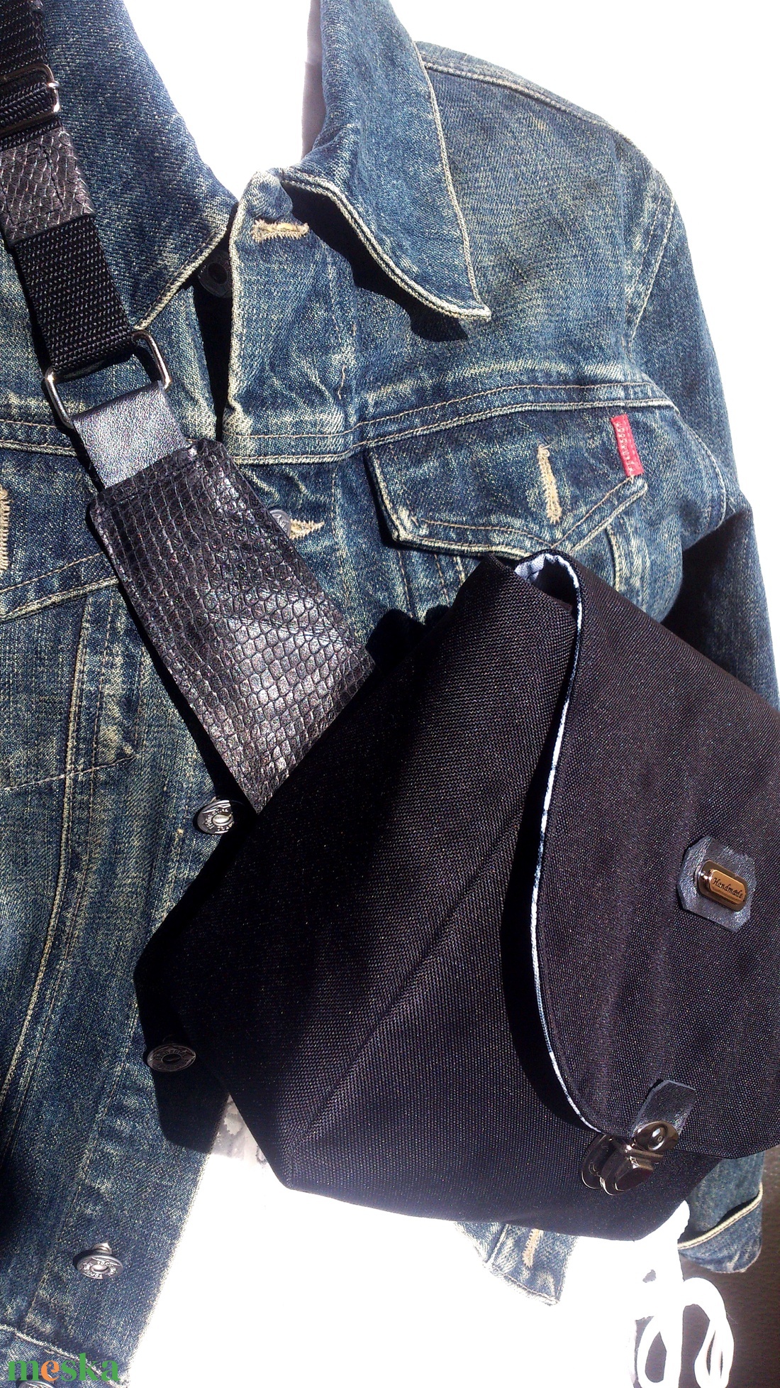 Fekete - ezüst crossbody /testtáska - ezüstös marhabőrrel - ajándék HEVA - táska - táska & tok - variálható táska - Meska.hu Fekete - ezüst crossbody /testtáska - ezüstös marhabőrrel - ajándék HEVA - táska - táska & tok - variálható táska - Meska.hu