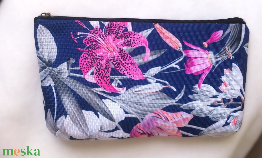 Kék- púderes virágos neszeszer /  -  ajándék - nagyobb méret - táska & tok - neszesszer - Meska.hu