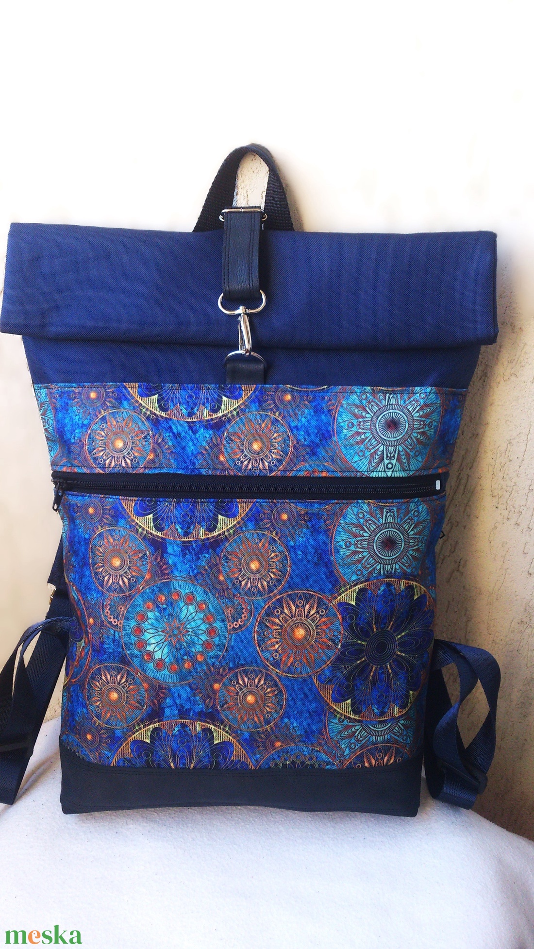 Türkizkék - mandalás roll-top hátizsák/ vízálló - valódi bőrrel - nagyobb méret - ajándék  - táska & tok - hátizsák - roll top hátizsák - Meska.hu