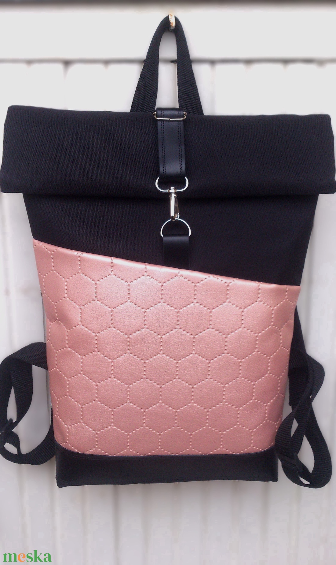 Rose- gyöngyház -fekete vízálló hátizsák- rolltop - valódi bőrrel  - ajándék -  - táska & tok - hátizsák - roll top hátizsák - Meska.hu