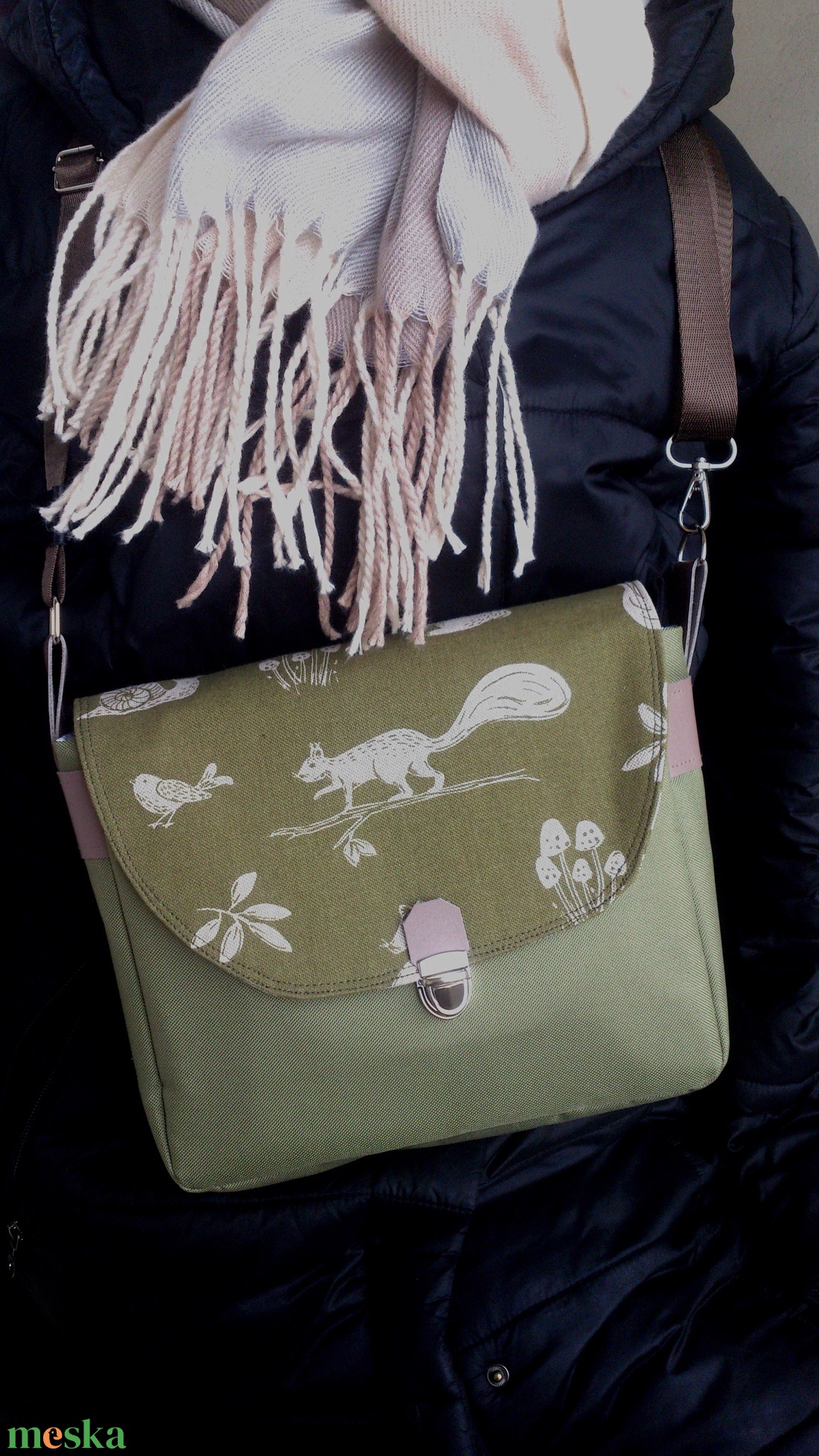 Cross body - olívazöld / oldaltáska, testtáska - bőr kiegészitőkkel - ajándék - Heva táska - karácsony - táska & tok - kézitáska & válltáska - vállon átvethető táska - Meska.hu