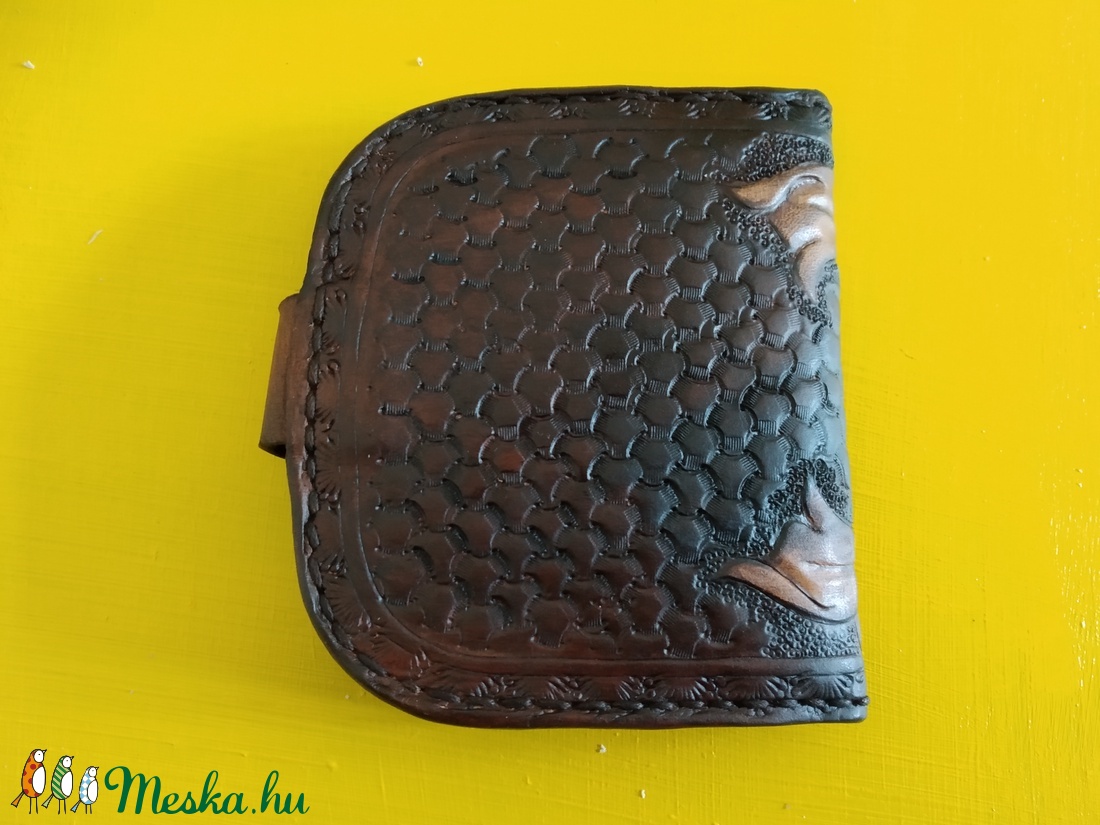Vésett, poncolt retro bőr pénztárca - táska & tok - pénztárca & más tok - pénztárca - Meska.hu