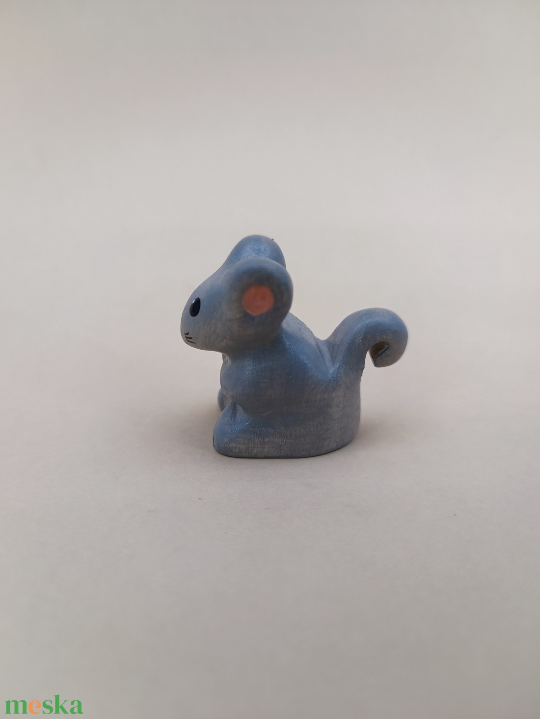 Fából készült kisegér figura - játék & sport - plüssállat & játékfigura - más figura - Meska.hu Fából készült kisegér figura - játék & sport - plüssállat & játékfigura - más figura - Meska.hu
