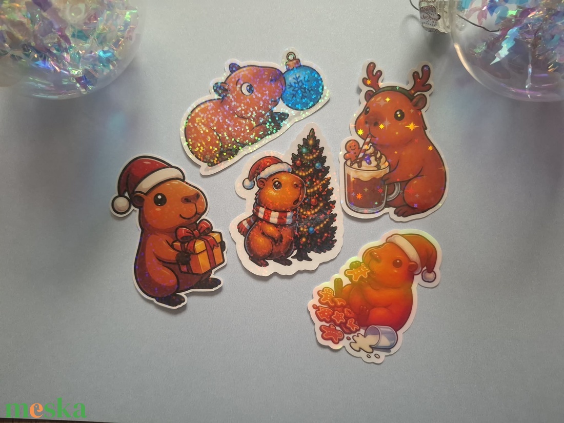 Karácsonyi Kapibara Matrica Szett � 5 db csillogó, ünnepi design - otthon & életmód - papír, írószer - matrica, matrica csomag - Meska.hu
