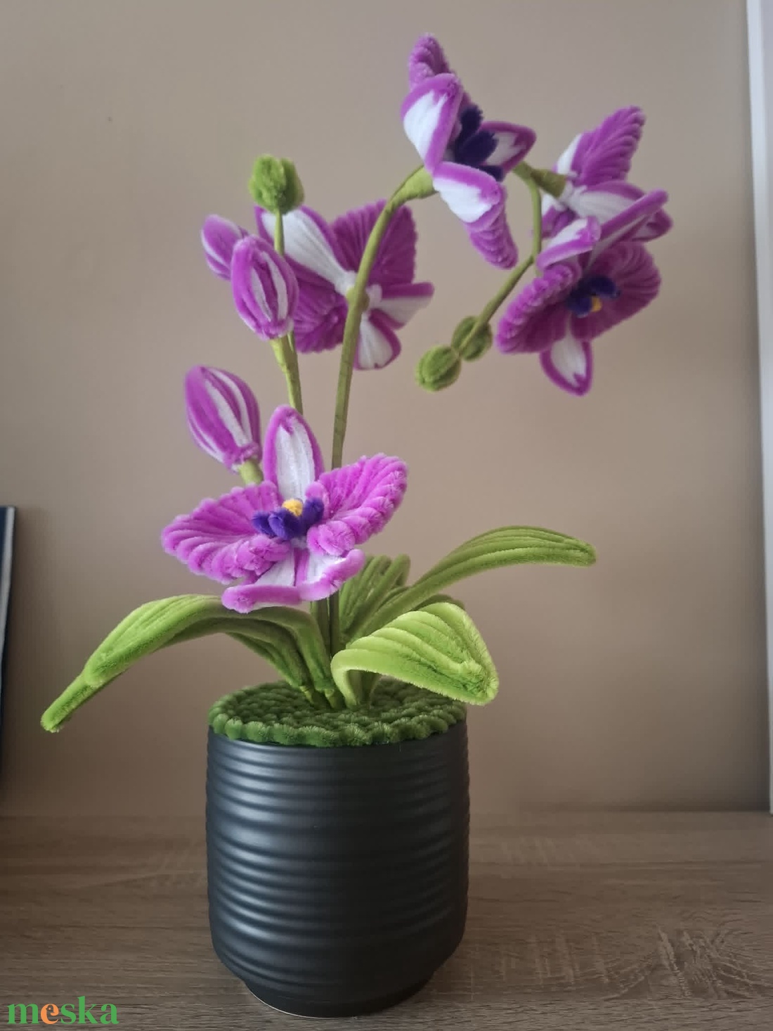 Orchidea kaspóval - otthon & életmód - virágdekoráció - virágdíszek - asztali virágdísz - Meska.hu