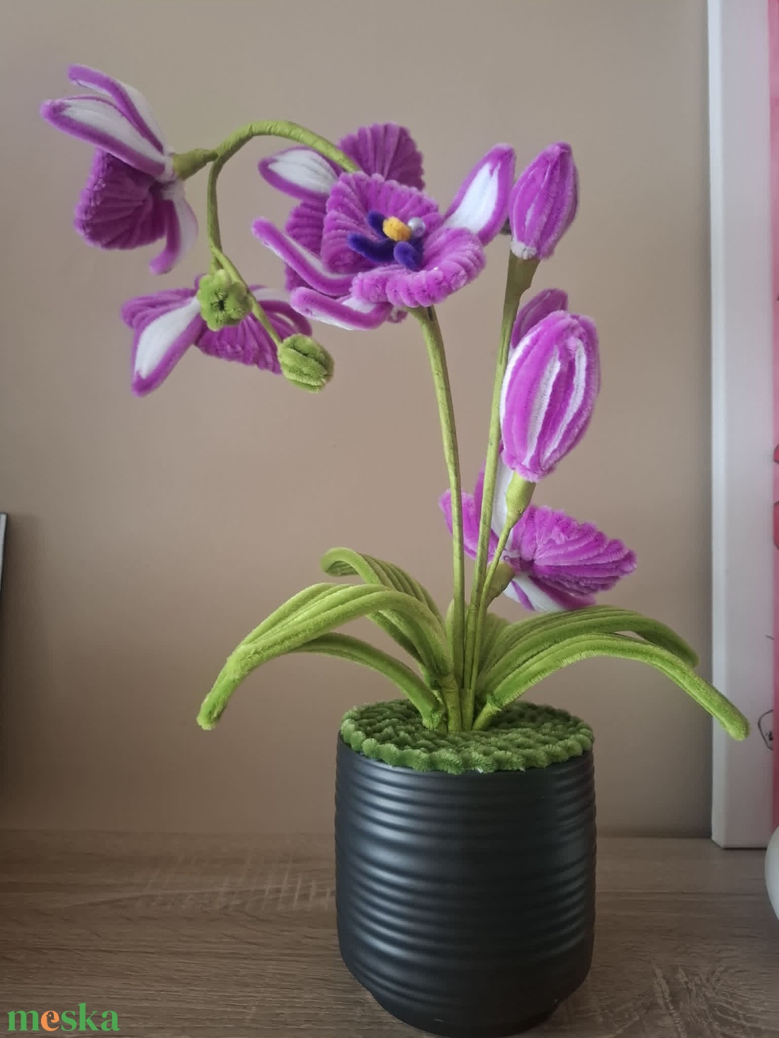 Orchidea kaspóval - otthon & életmód - virágdekoráció - virágdíszek - asztali virágdísz - Meska.hu