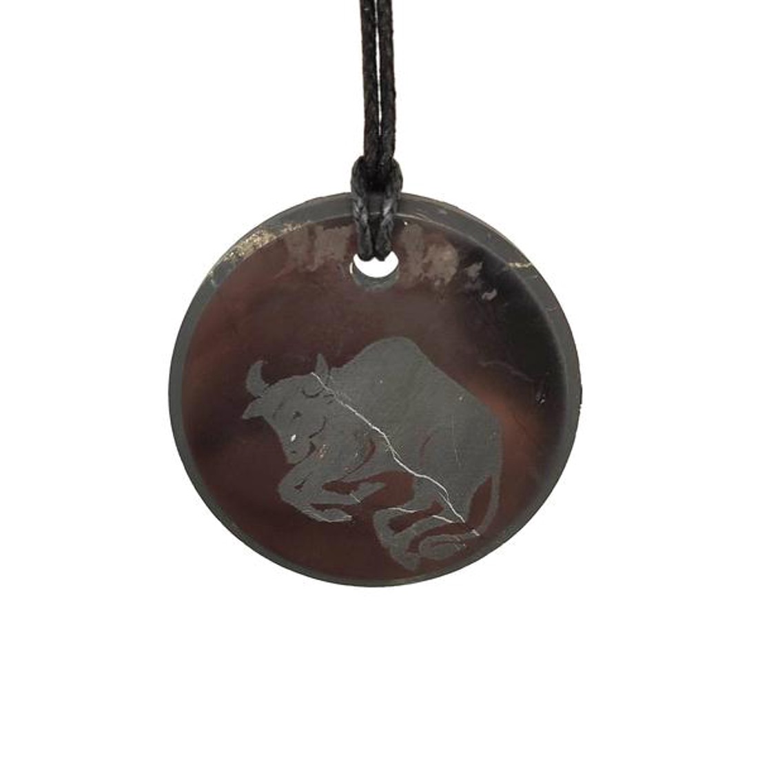 Shungit medál gravírozott bika 30mm - ékszer - nyaklánc - medál - Meska.hu