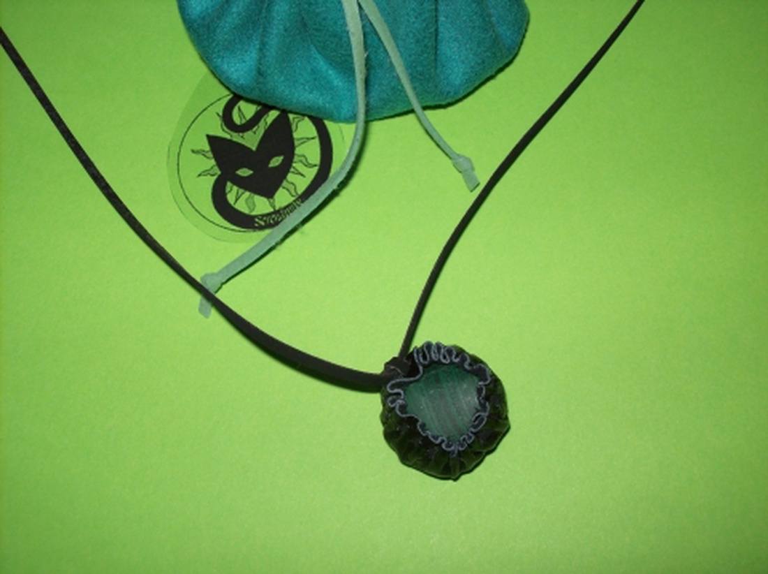 Talizmán, amulett, szerencse kő...tartóval -  - Meska.hu