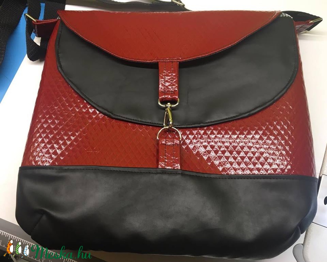 Hippo Hobo táska -  - Meska.hu