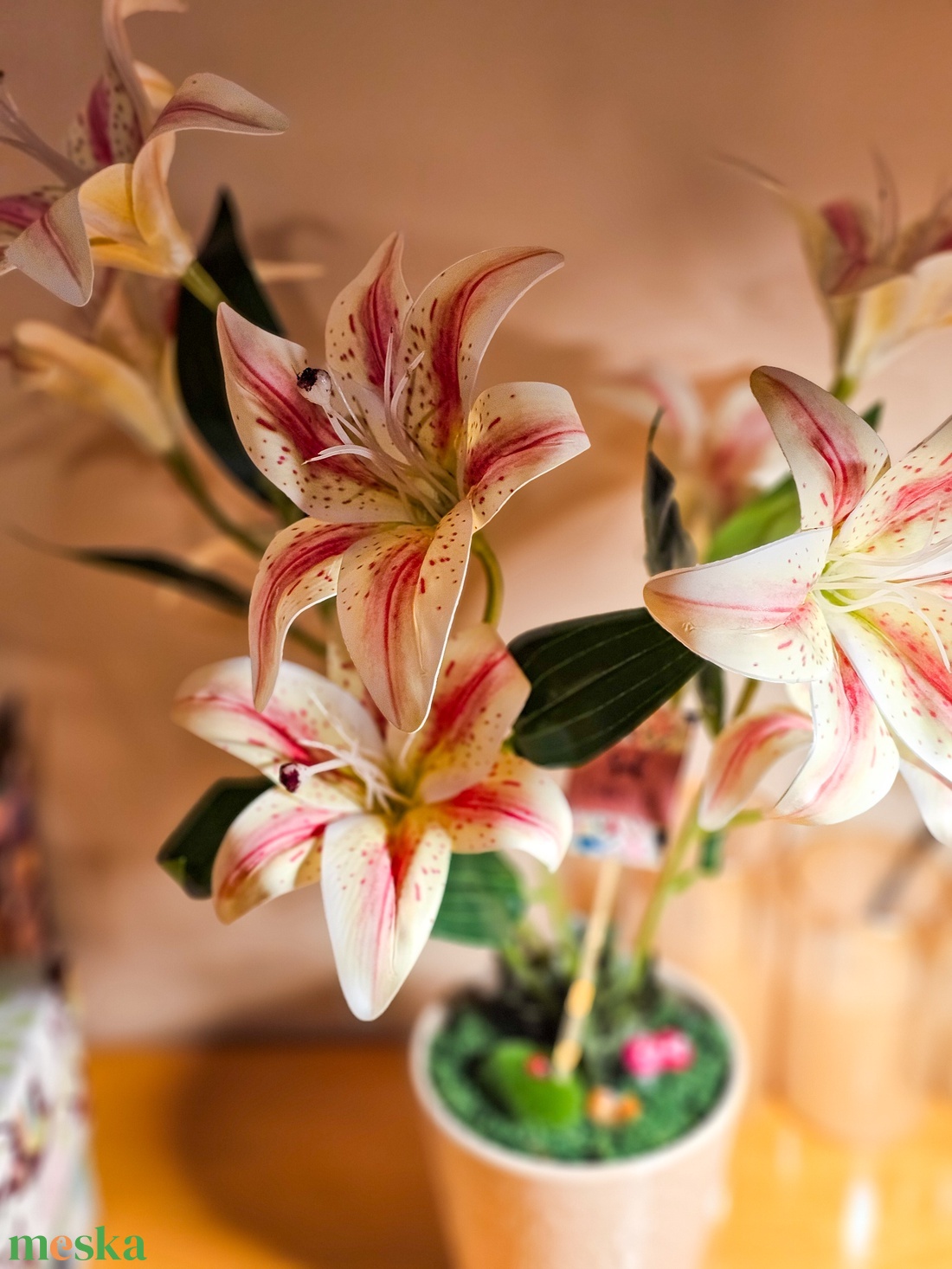 Liliom asztaldísz cserépben � gondozásmentes ajándék - otthon & életmód - dekoráció - virágdísz és tartó - csokor & virágdísz - Meska.hu