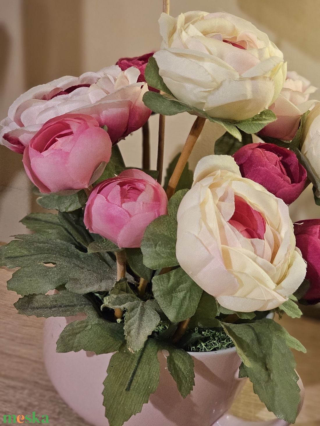 Asztaldísz rózsákkal - otthon & életmód - dekoráció - asztal és polc dekoráció - asztaldísz - Meska.hu