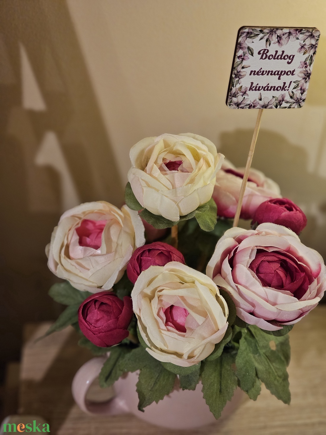 Asztaldísz rózsákkal - otthon & életmód - dekoráció - asztal és polc dekoráció - asztaldísz - Meska.hu