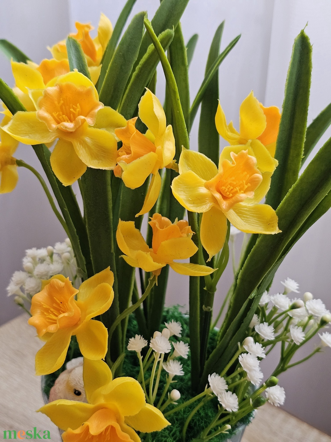 Nárcisz kaspóban  - otthon & életmód - virágdekoráció - virágdíszek - virágdísz kaspóban - Meska.hu