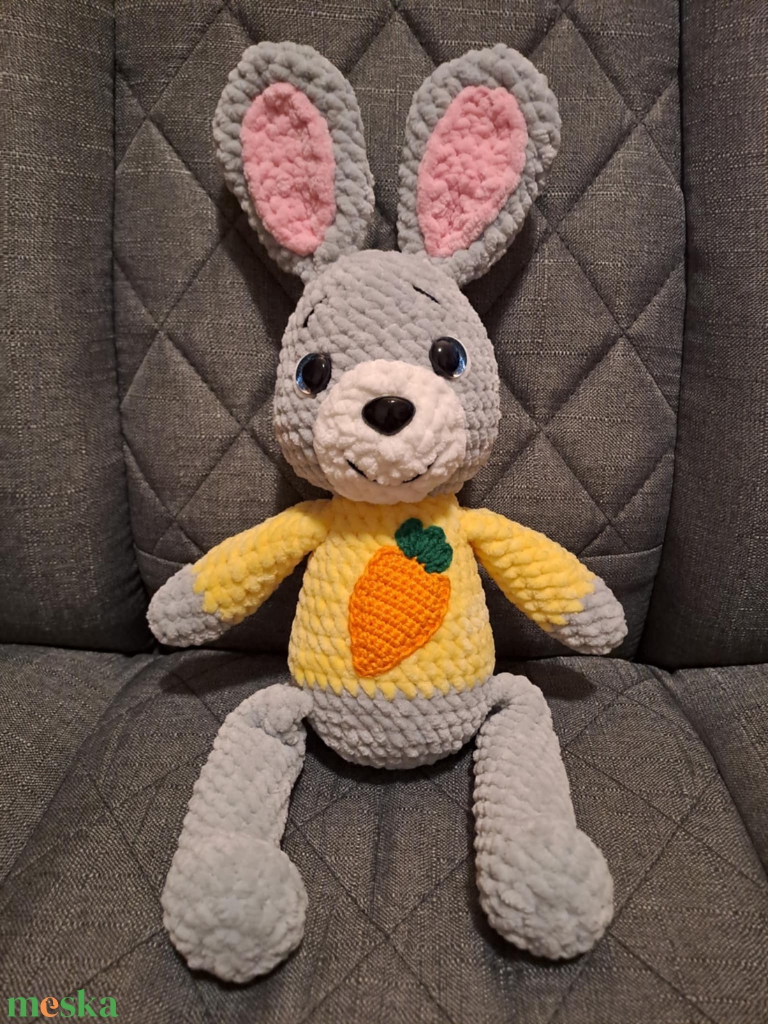 Horgolt Brandnyuszi - játék & sport - plüssállat & játékfigura - nyuszi - Meska.hu