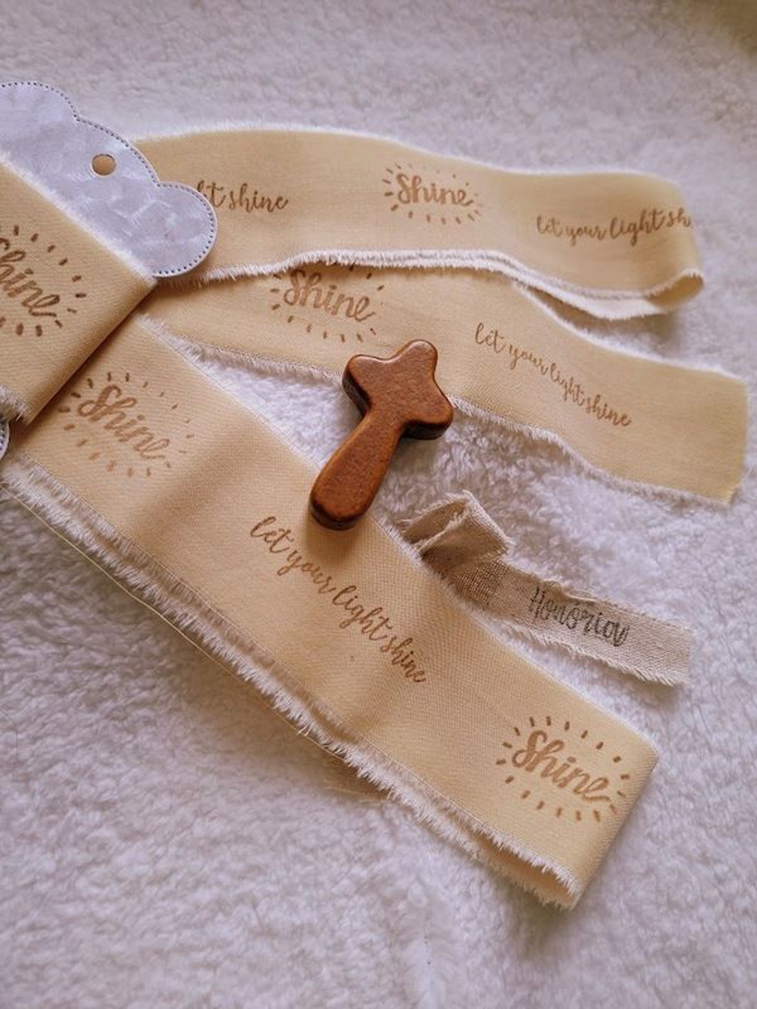 Kézzel festett és bélyegzett, tépett, pamutszalag, Bibliai, igés, felirattal- krém-023 -  - Meska.hu