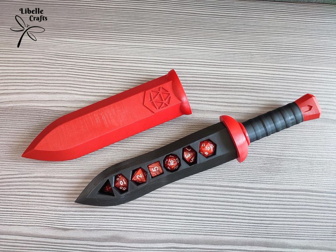 Nagy - Méretű kard formájú kockatartó D20 sziluettel + AJÁNDÉK - játék & sport - táblajáték és kártyajáték - társasjátékok - dobókocka - Meska.hu