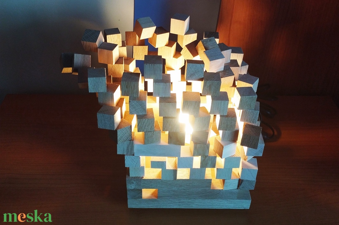 Éjjeli lámpa jobbos - otthon & életmód - lámpa - asztali lámpa - Meska.hu