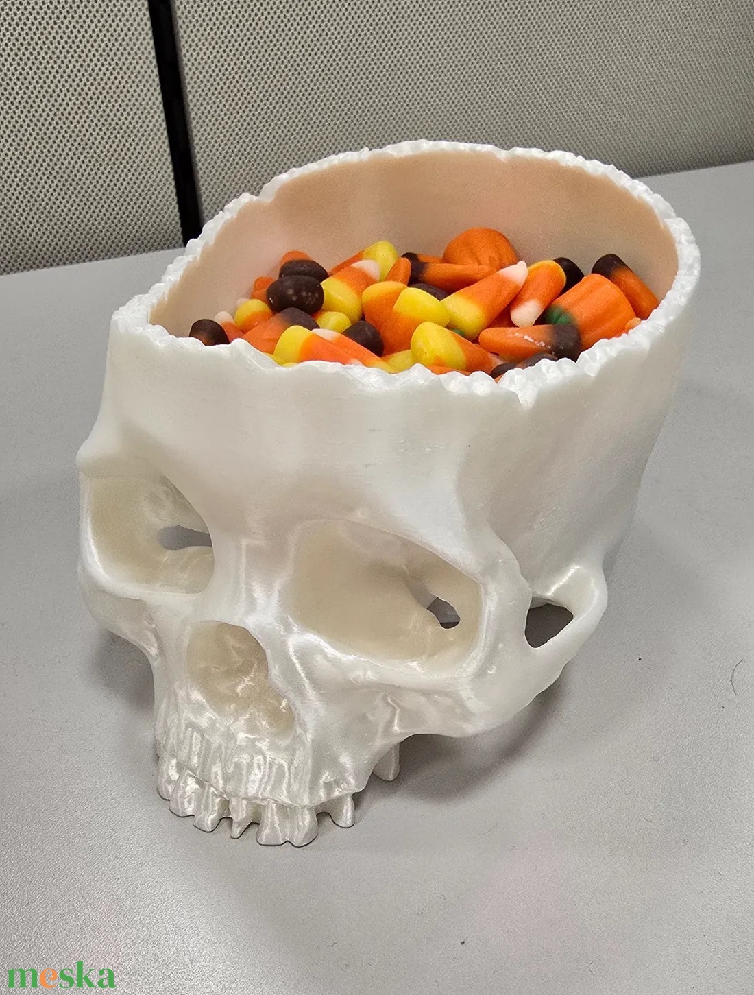 Koponya alakú cukorka- és tálalótál Halloweenre - otthon & életmód - dekoráció - halloween - halloweeni dekoráció - Meska.hu Koponya alakú cukorka- és tálalótál Halloweenre - otthon & életmód - dekoráció - halloween - halloweeni dekoráció - Meska.hu