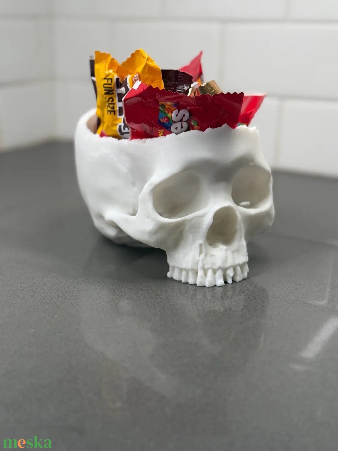 Koponya alakú cukorka- és tálalótál Halloweenre - otthon & életmód - dekoráció - halloween - halloweeni dekoráció - Meska.hu Koponya alakú cukorka- és tálalótál Halloweenre - otthon & életmód - dekoráció - halloween - halloweeni dekoráció - Meska.hu