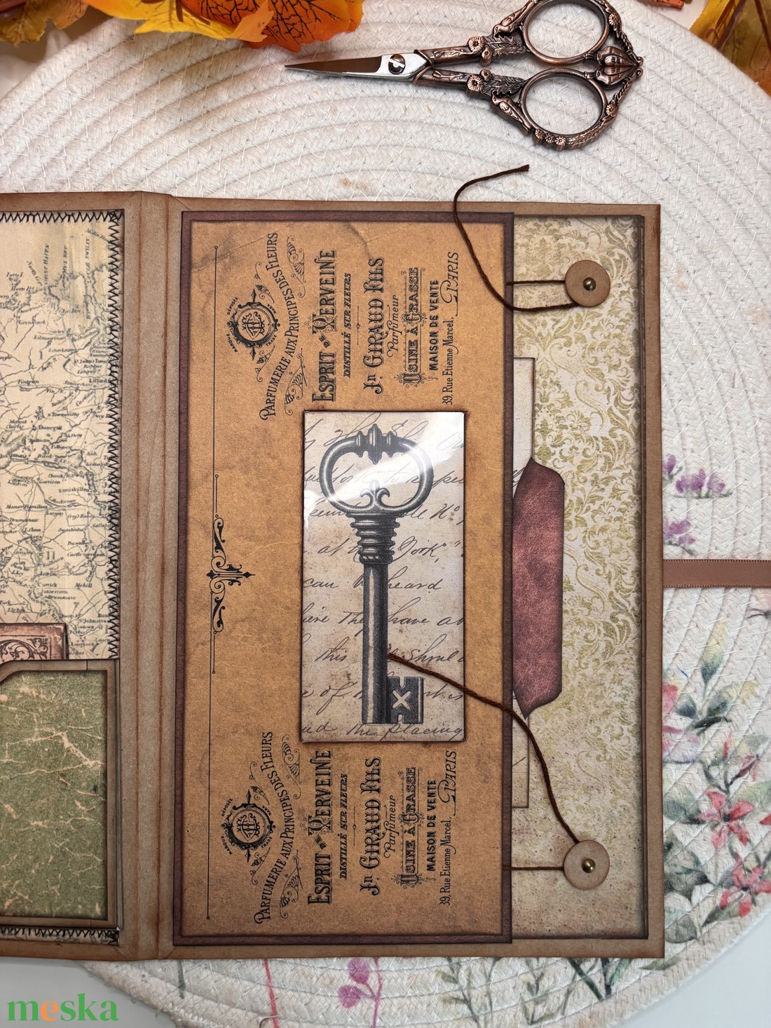 Vintage nagy méretű napló kihajtható lapokkal Emlékkönyv Vintage travel journal - otthon & életmód - papír, írószer - jegyzetfüzet & napló - Meska.hu