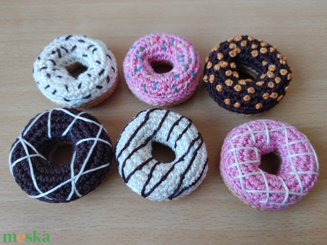 Horgolt fánk szett (amigurumi) - játék & sport - plüssállat & játékfigura - más figura - Meska.hu Horgolt fánk szett (amigurumi) - játék & sport - plüssállat & játékfigura - más figura - Meska.hu
