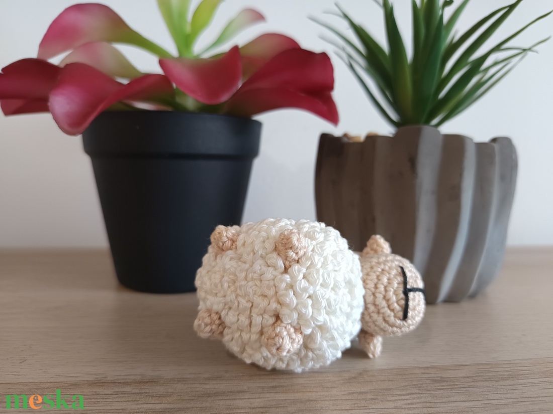 Horgolt húsvéti bárány  - játék & sport - plüssállat & játékfigura - plüss bárány - Meska.hu