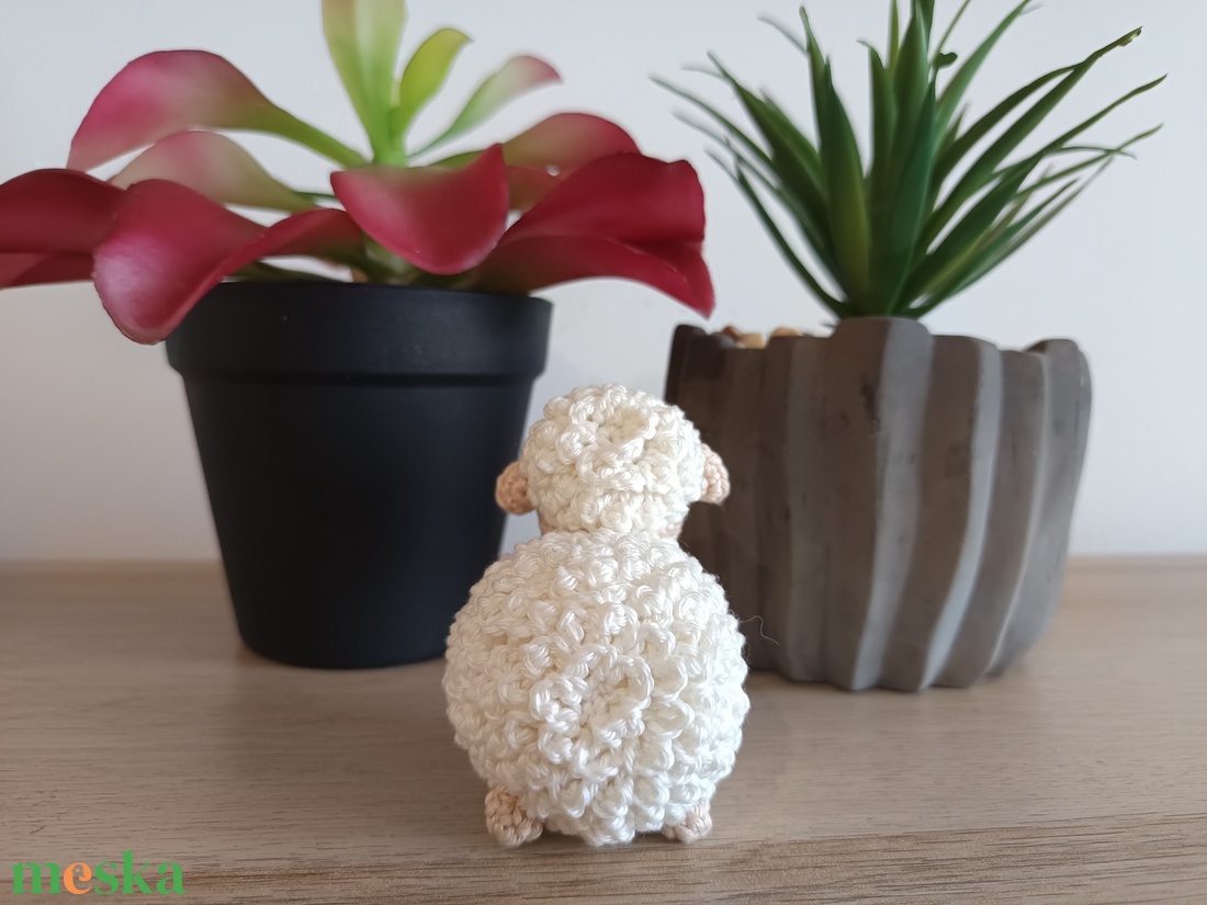 Horgolt húsvéti bárány  - játék & sport - plüssállat & játékfigura - plüss bárány - Meska.hu