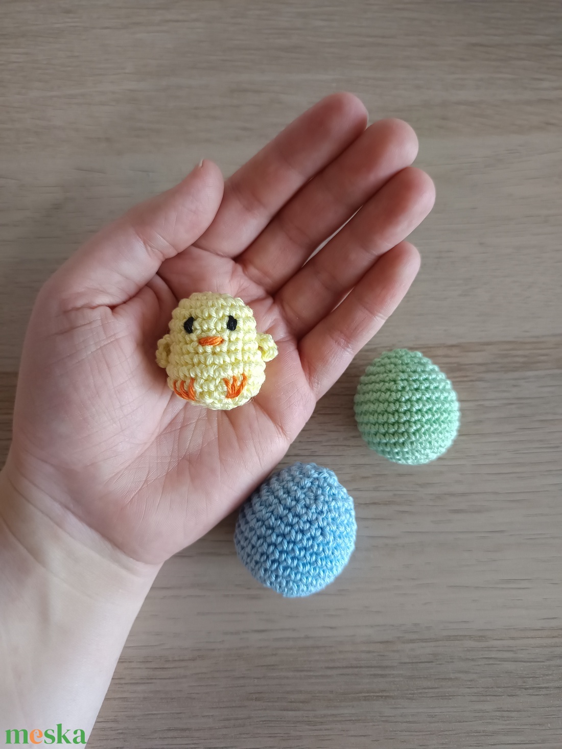 Horgolt húsvéti tojás és csibe szett - ünnepi díszek, dekorációk - húsvéti díszek és dekorációk - húsvéti tojás, hímestojás - Meska.hu